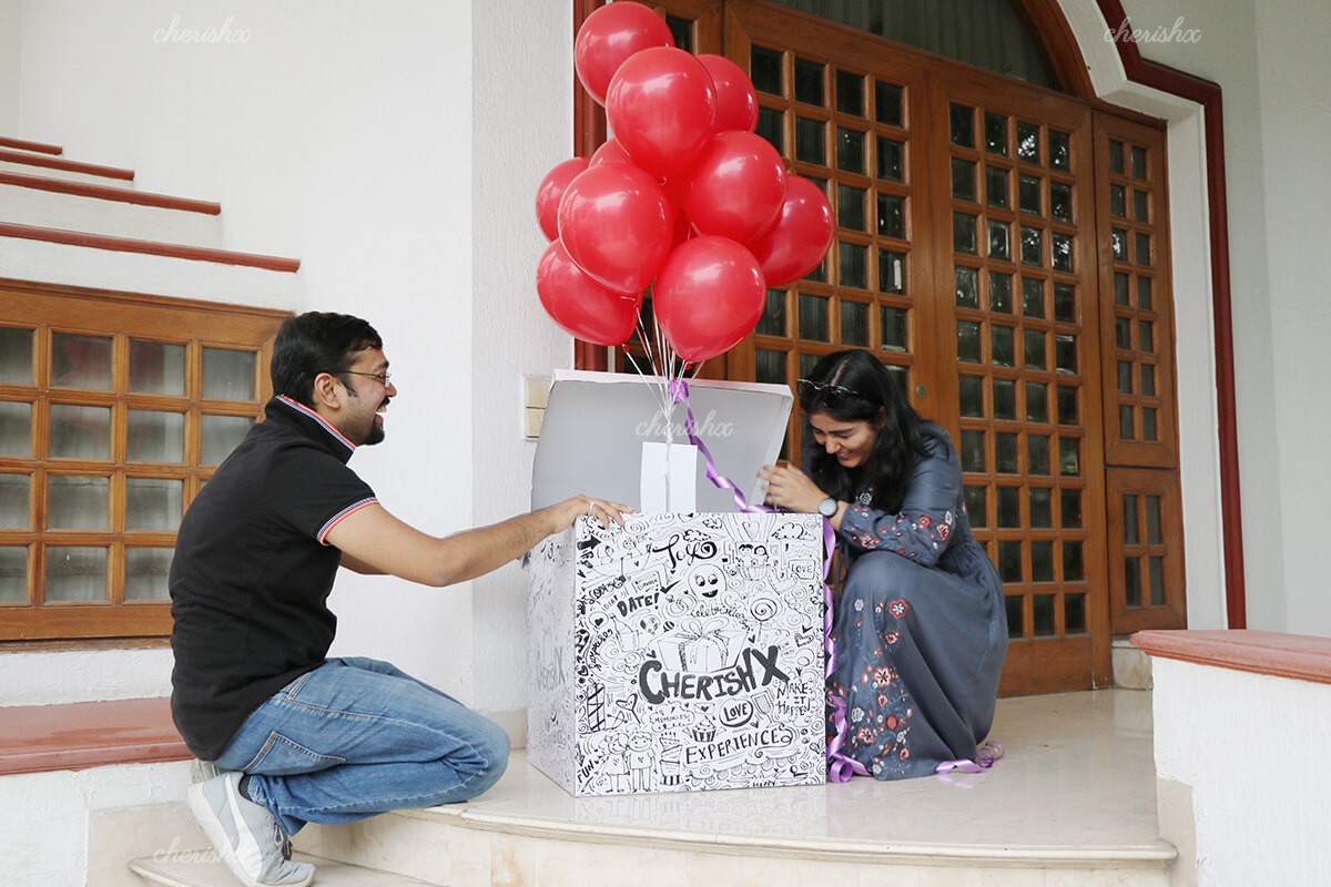 Fly High Balloon Box Surprise