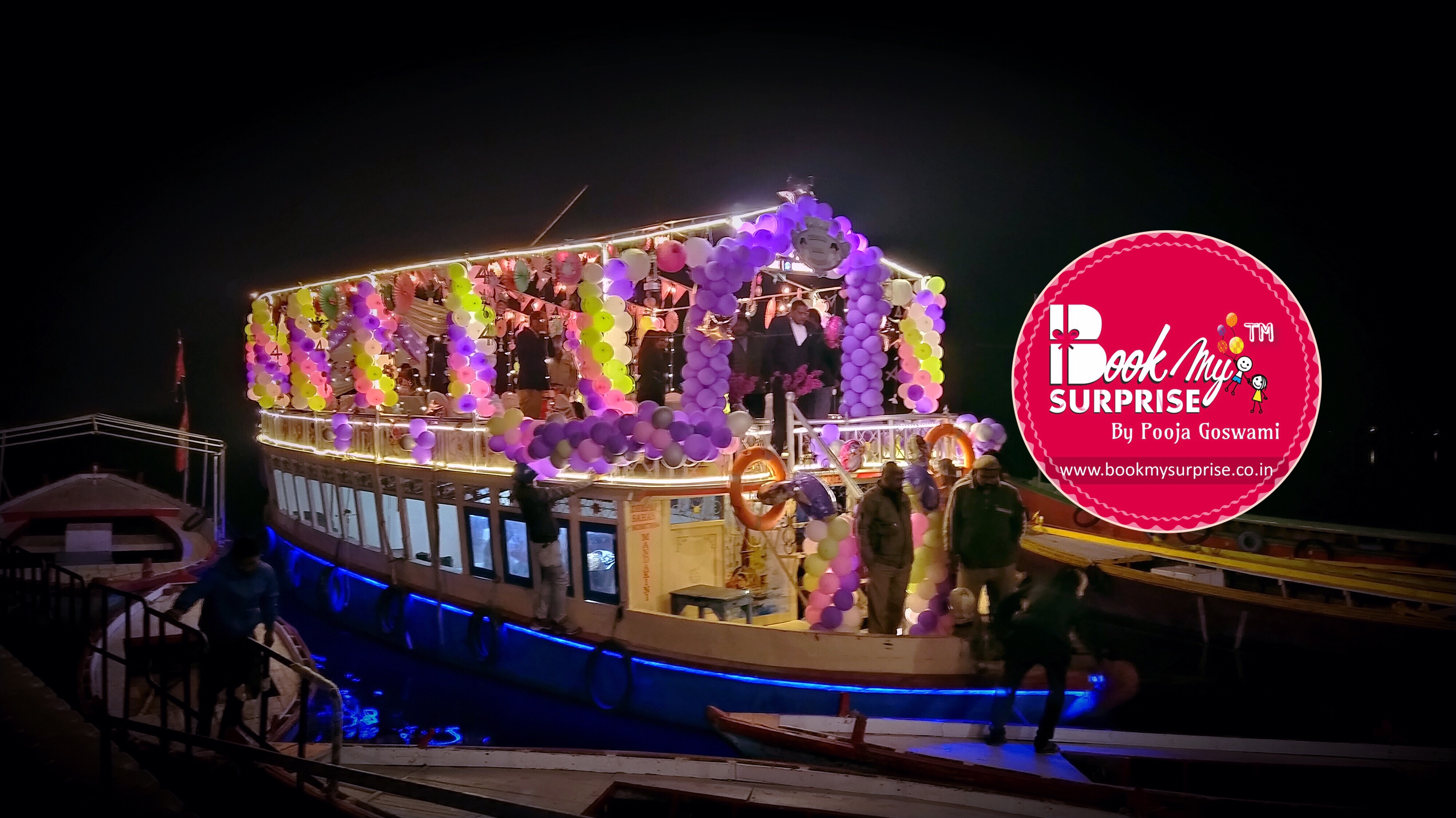 THEME BIRTHDAY ON BOAT